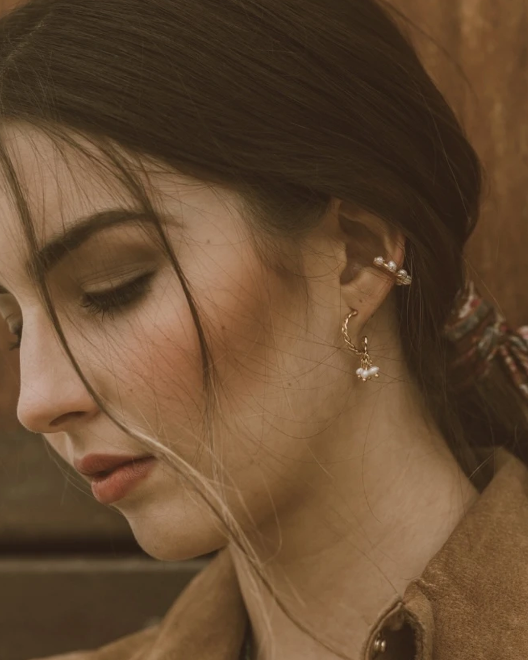 Las Perlas Earcuff I Earrings by Crisobela