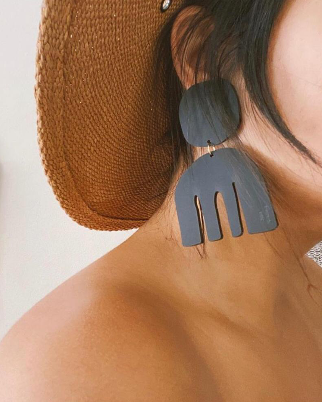 Peineta Earrings by Hola Forastera