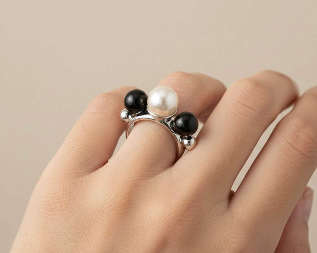 Valeria Silver Ring by Zarè