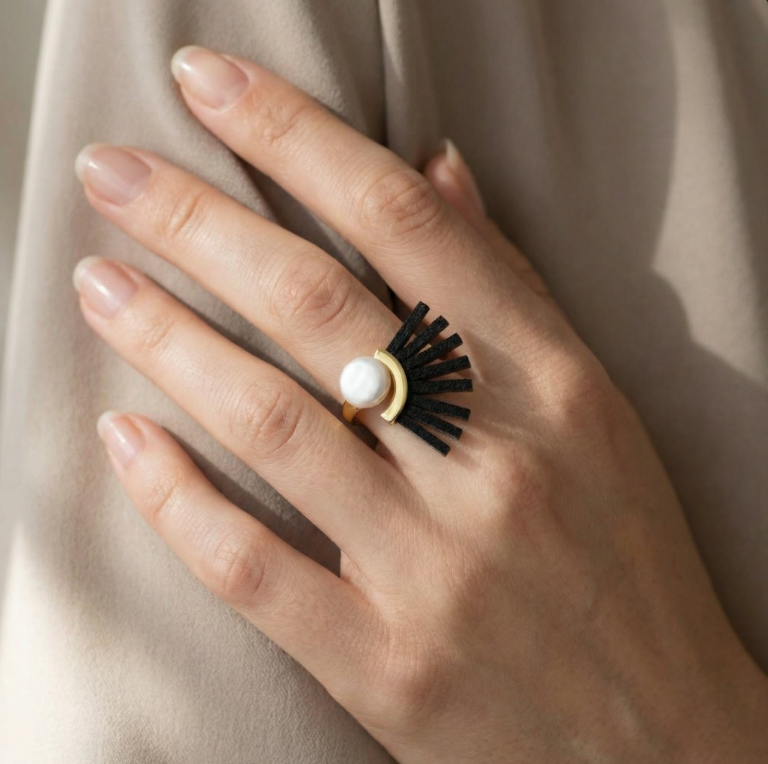 Romina Ring by Zarè